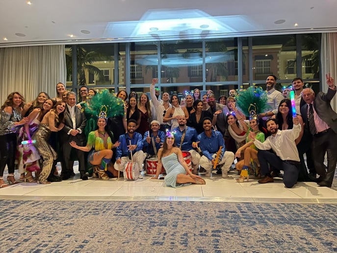 Gallery photo 9 of Hora Loca Samba Show
