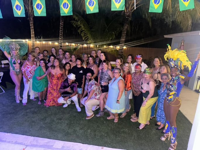 Gallery photo 23 of Hora Loca Samba Show