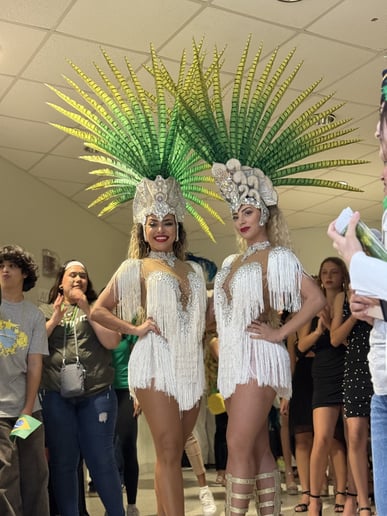 Gallery photo 28 of Hora Loca Samba Show