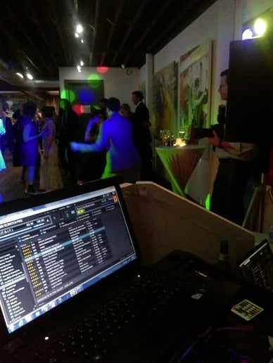 Gallery photo 8 of Hotnights Karaoke and Wedding DJs