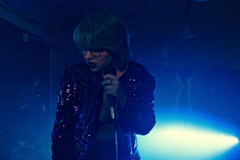 Gallery photo 1 of Howlet