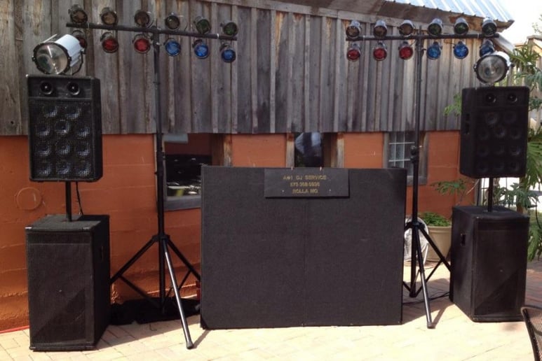 Gallery photo 8 of A1 Karaoke DJ Service