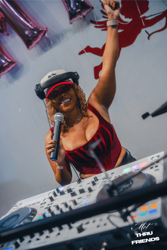 Gallery photo 1 of DJ Ivy League
