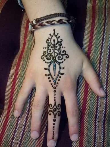 Gallery photo 6 of Huckleberry Henna