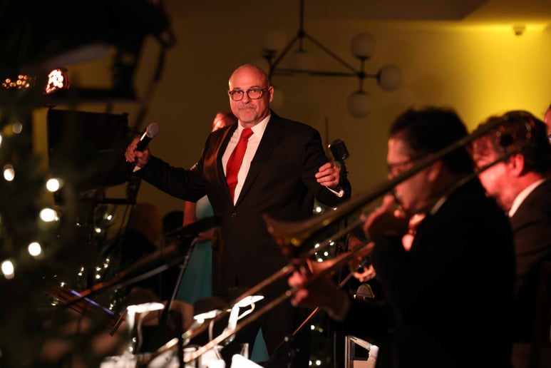 Gallery photo 5 of Hudson Swing