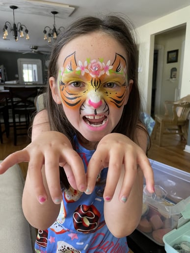 Gallery photo 1 of Hue Dat? Face Painting