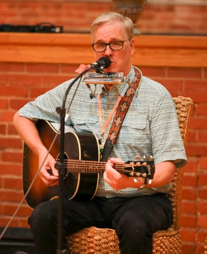 Gallery photo 3 of Hugh Foley - Folk/Rock/Country/Pop