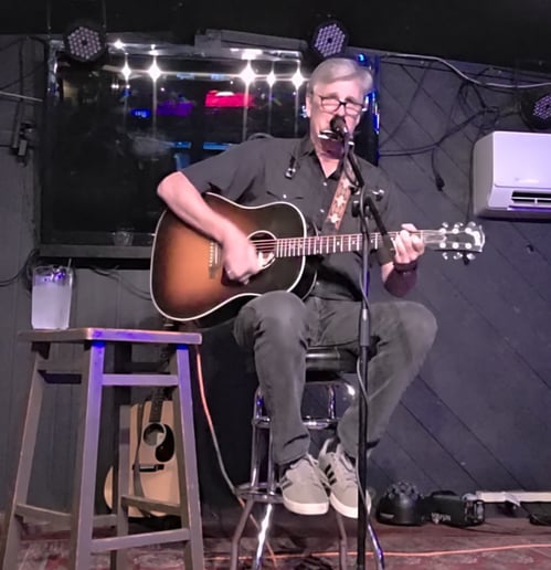 Gallery photo 4 of Hugh Foley - Folk/Rock/Country/Pop