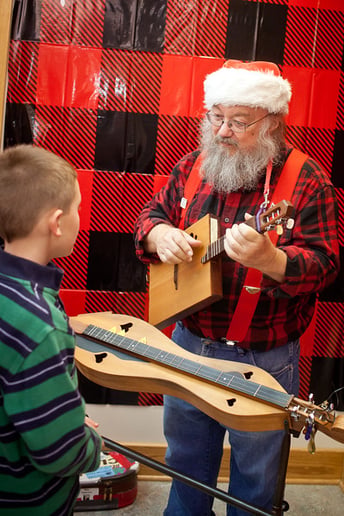 Gallery photo 5 of Mike Anderson, The Dulcimer Guy