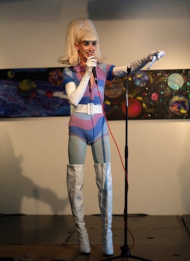 Gallery photo 5 of The Real Human Girl