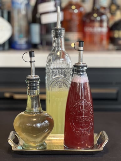Gallery photo 4 of Hummingbird Spirit Mobile Bar