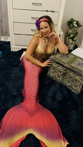 Gallery photo 2 of Mermaid Holly Wood