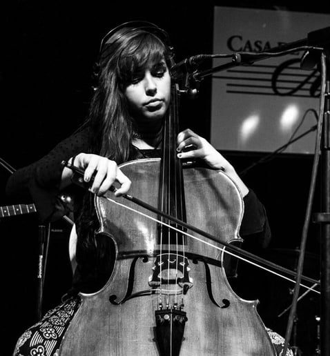 Gallery photo 7 of Yanet Moreira