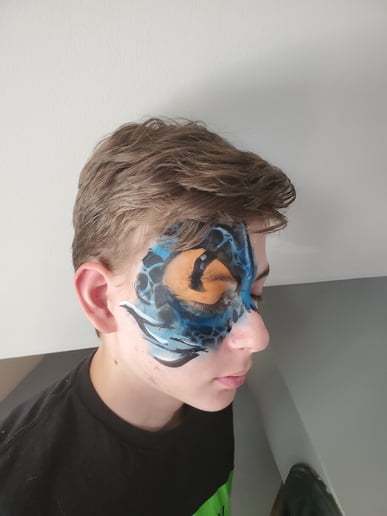Gallery photo 8 of Hype Face Paint