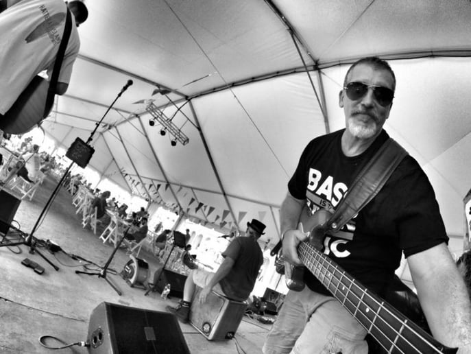 Gallery photo 2 of Hypnotic Willie