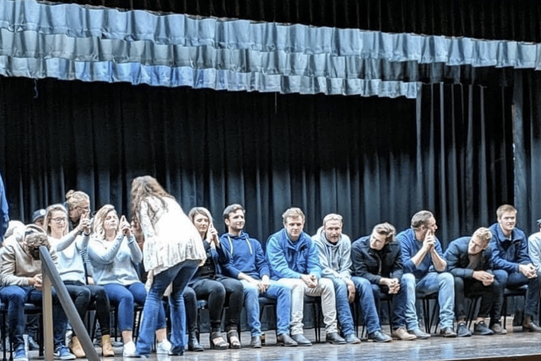 Gallery photo 1 of Hypnotised
