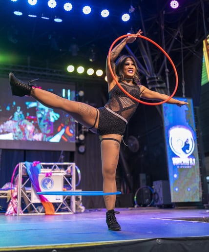 Gallery photo 10 of Hypnotizing Hippie