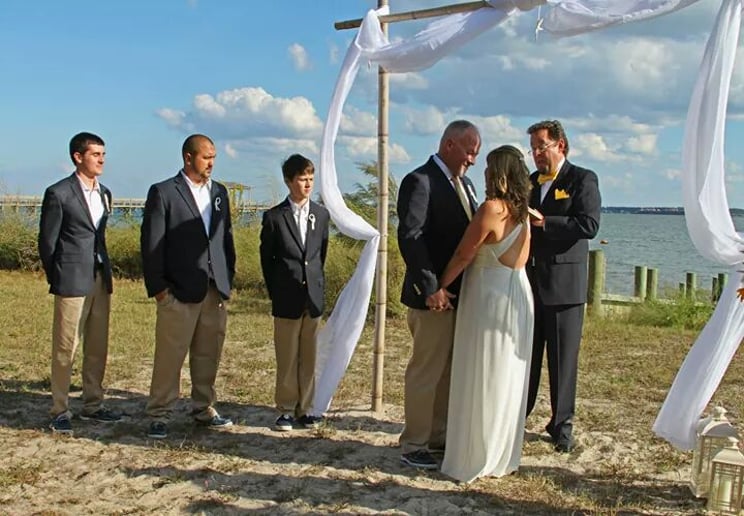 Gallery photo 1 of I Thee Wed