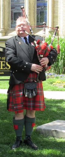 Gallery photo 1 of Iain Lang