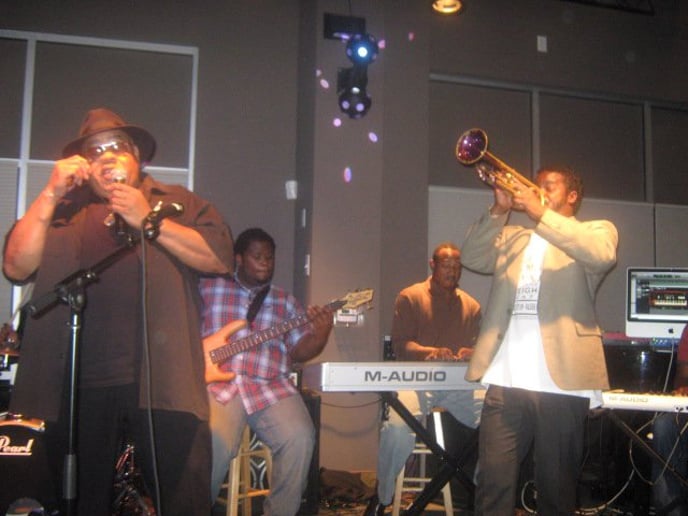 Gallery photo 2 of Ibass456