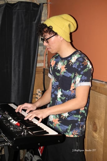 Gallery photo 4 of Hung Ton