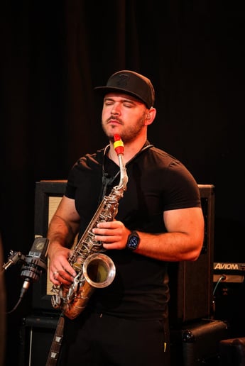 Gallery photo 8 of Igor Pererodov LiveSax