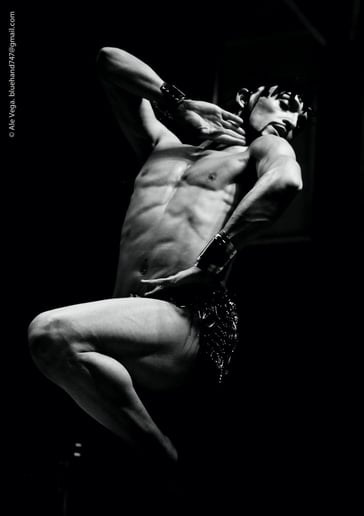 Gallery photo 3 of Ilhan K