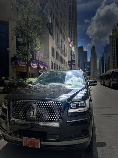 Gallery photo 3 of Illinois Limo and Car Service