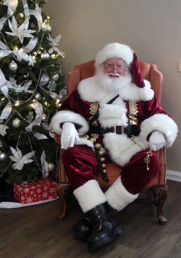 Gallery photo 5 of Santa Mike