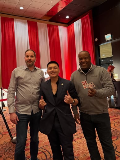 Gallery photo 5 of Imagine Magic with Neil Fama