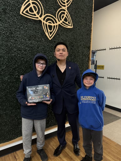 Gallery photo 9 of Imagine Magic with Neil Fama