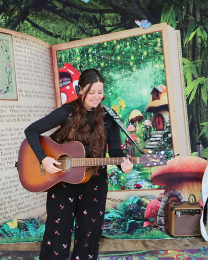 Gallery photo 7 of Imagine with Dany