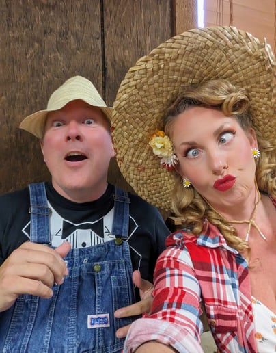 Gallery photo 3 of In Cahoots Murder Mysteries