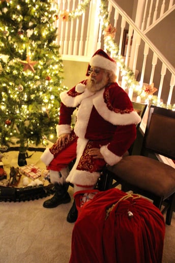 Gallery photo 7 of In Home Santa