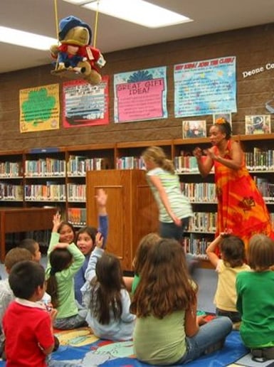 Gallery photo 4 of Ina Buckner-Barnette, The Sunshine Storyteller