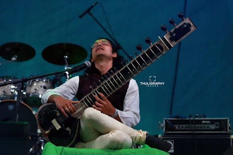 Gallery photo 2 of Kanada Narahari - Indian Music