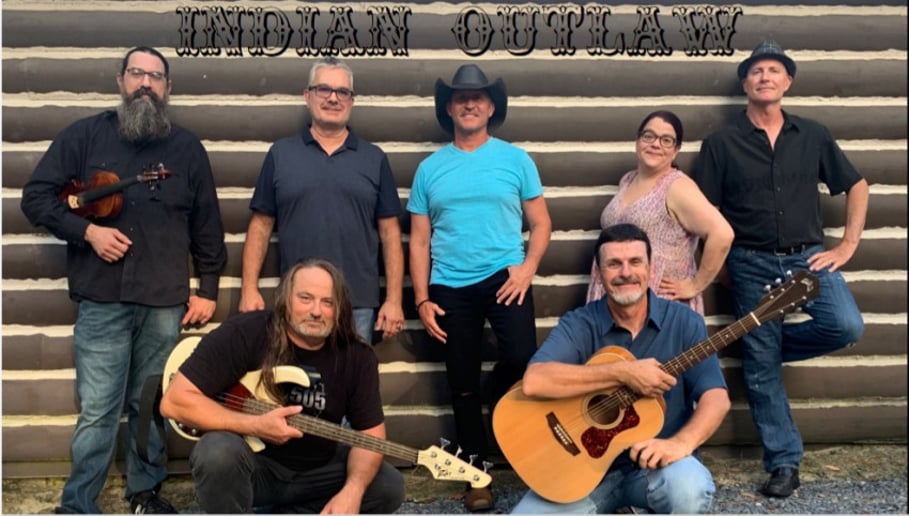 Gallery photo 8 of Indian Outlaw A Tribute to Tim McGraw