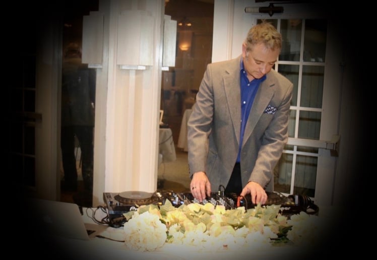 Gallery photo 7 of Making Memories DJ Services