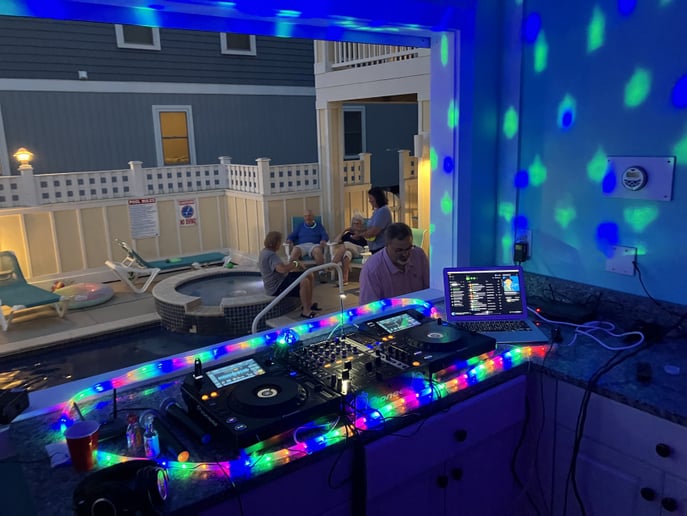 Gallery photo 9 of Making Memories DJ Services