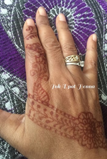 Gallery photo 3 of Ink Spot Henna Tattoo & Amina Designs