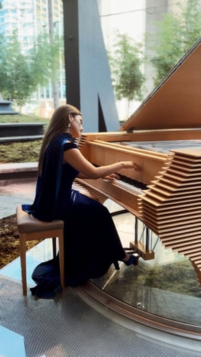 Gallery photo 3 of Georgy Manterola | Solo Piano & Custom Ensembles