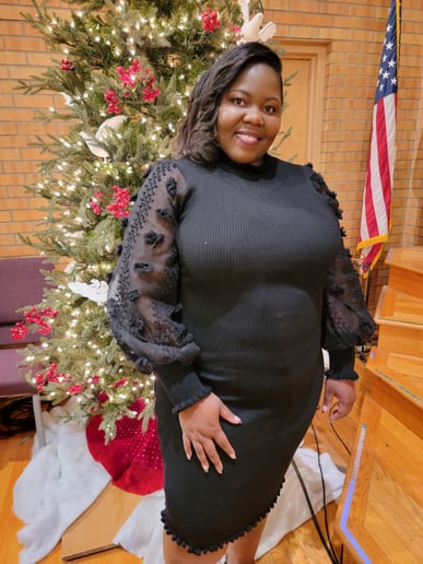 Gallery photo 1 of International Soloist
