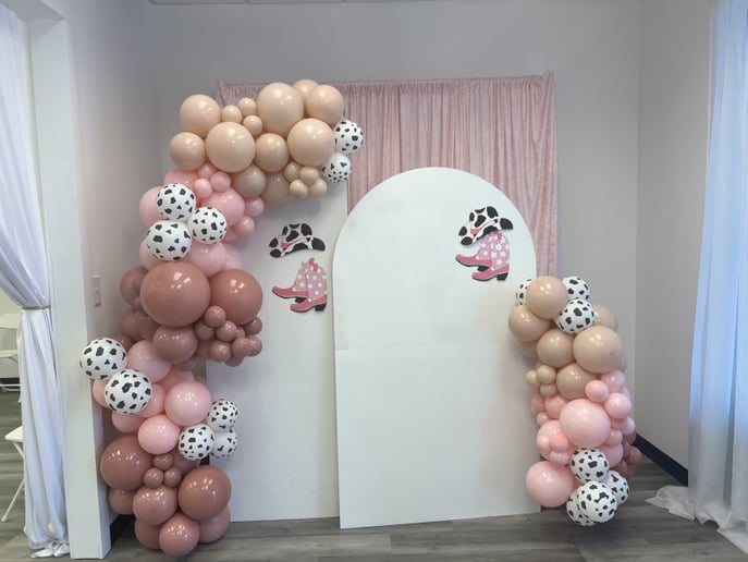 Gallery photo 1 of Invitations Event Suite