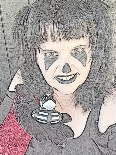 Gallery photo 7 of Intuitive Oracle Card Reader Ivy Rose