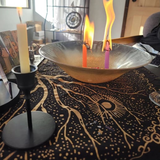 Gallery photo 6 of Intuitive Tarot Reading