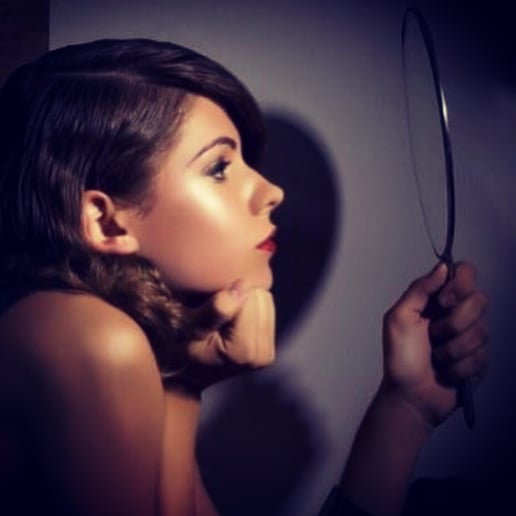 Gallery photo 4 of Inurfacemakeup