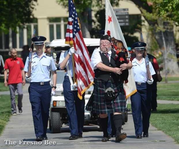 Gallery photo 5 of IPIPEIT Bagpiper For Hire