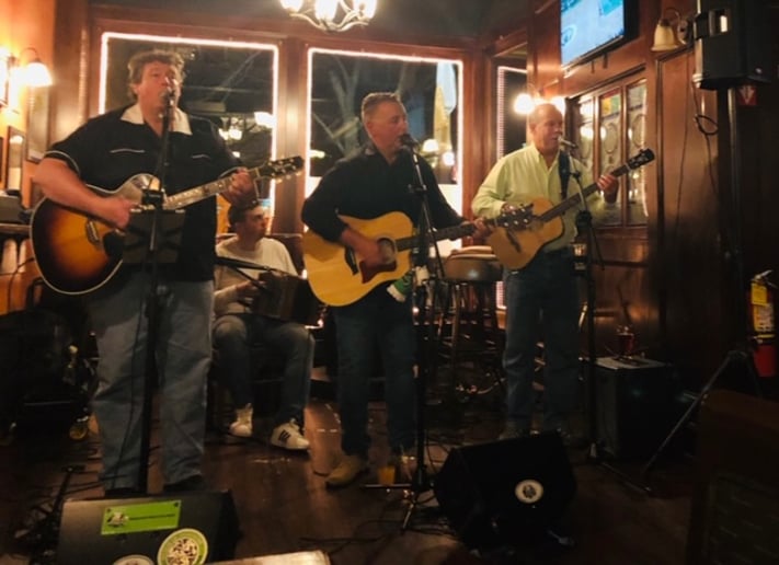 Gallery photo 4 of Irish Whispa - The Band