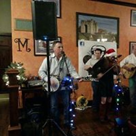 Gallery photo 5 of Irish Whispa - The Band