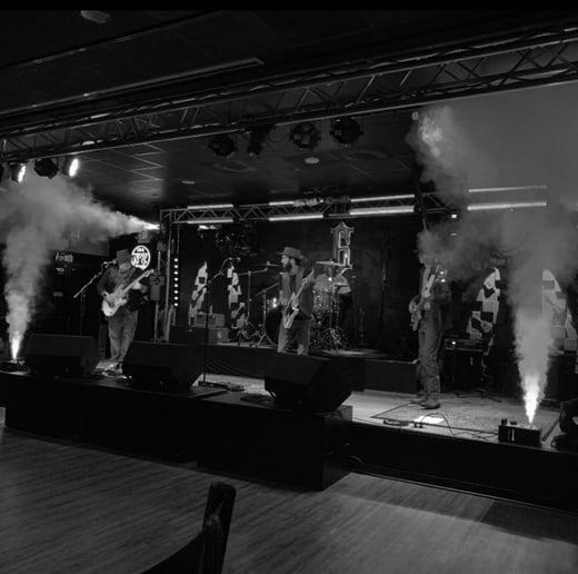 Gallery photo 1 of Isaac Streetman & the Redneck Romeos